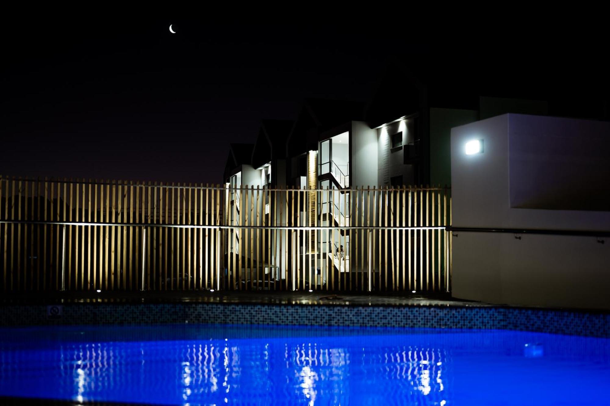 Cozy Modern Apartment At Bellamare Port Elizabeth Bagian luar foto
