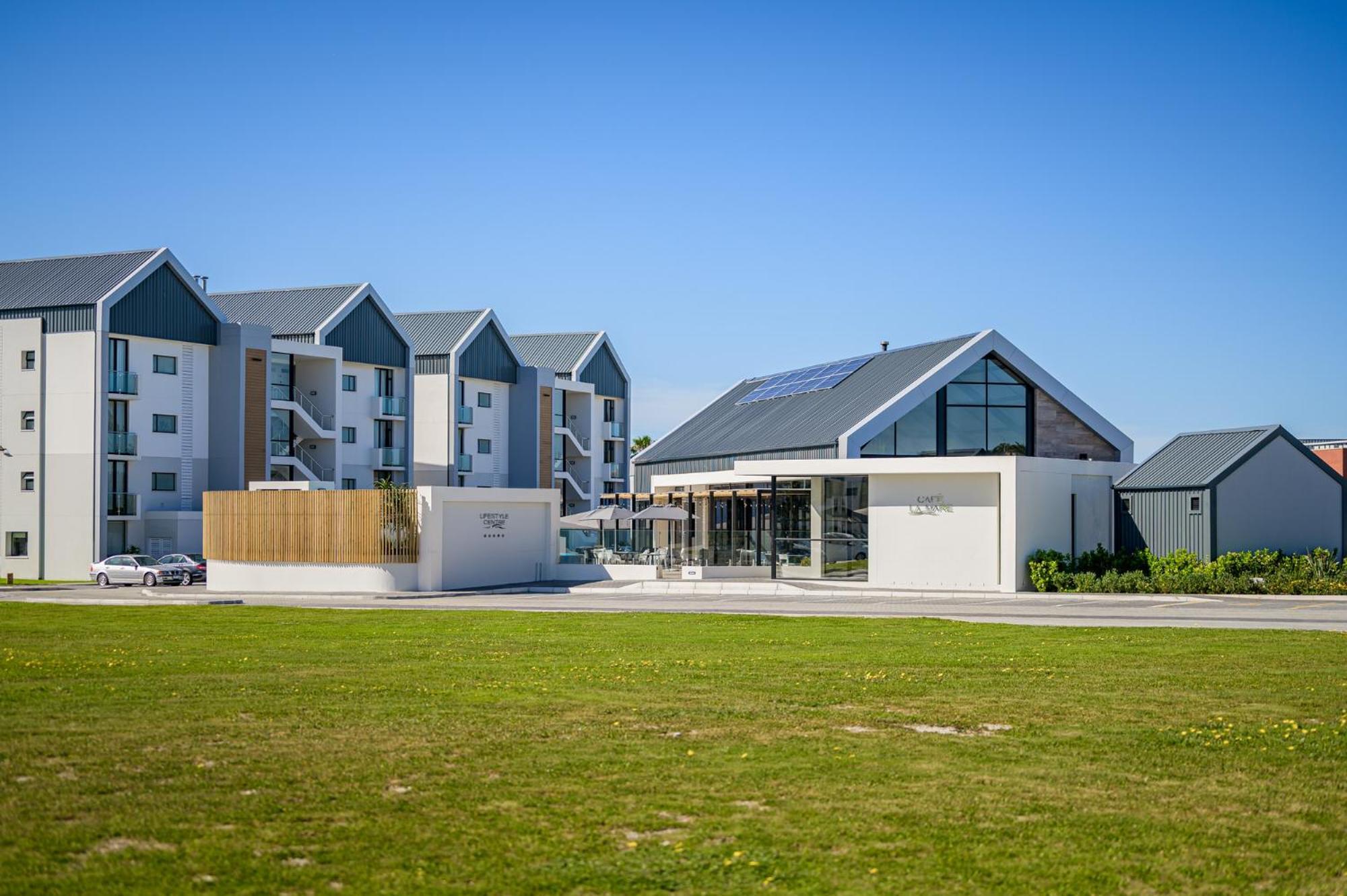 Cozy Modern Apartment At Bellamare Port Elizabeth Bagian luar foto